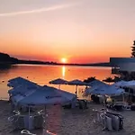 Lotos * Naousa